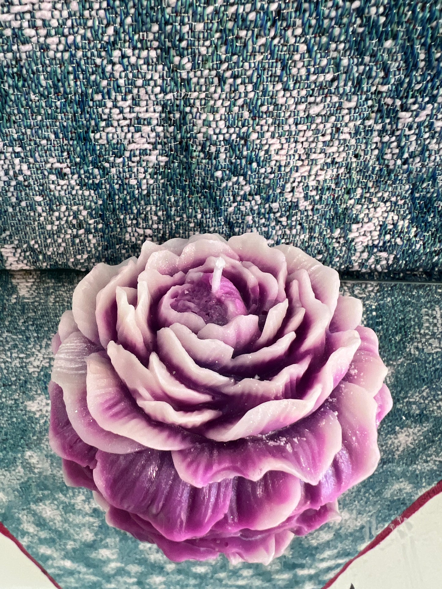 Peony Candle  – Handmade Lilac Scented Gift